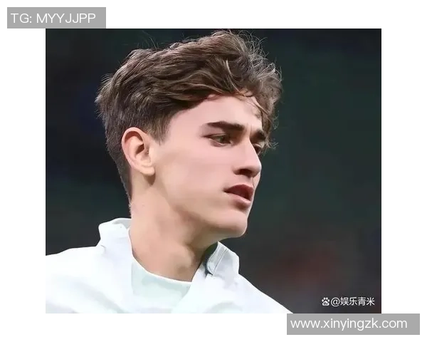 四位长得像足球明星的普通人，他们的生活与球场明星有何相似之处